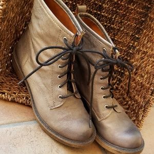 LUCKY BRAND Novembrer Metallic LaceUp Bootie